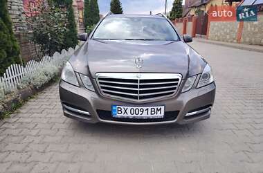 Универсал Mercedes-Benz E-Class 2011 в 