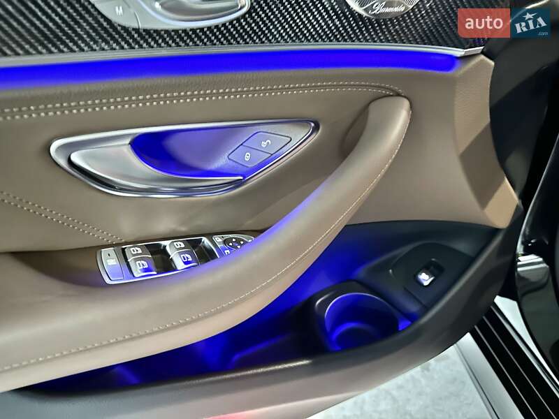 Седан Mercedes-Benz E-Class 2021 в Днепре