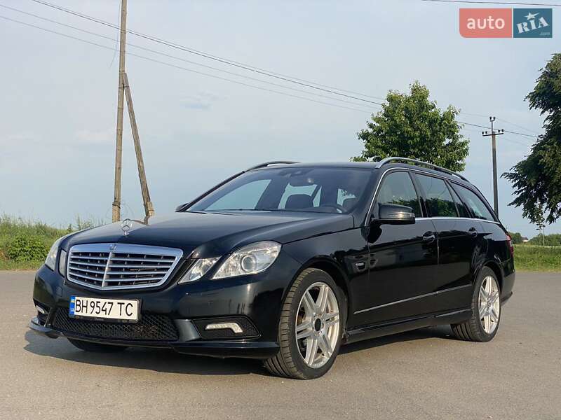 Универсал Mercedes-Benz E-Class 2010 в Городенке