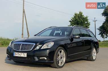 Универсал Mercedes-Benz E-Class 2010 в 