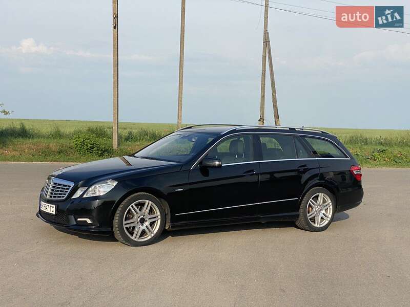 Универсал Mercedes-Benz E-Class 2010 в Городенке