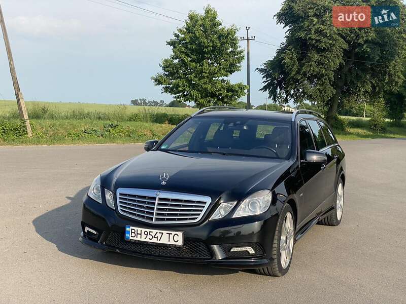 Универсал Mercedes-Benz E-Class 2010 в Городенке