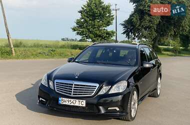 Универсал Mercedes-Benz E-Class 2010 в 