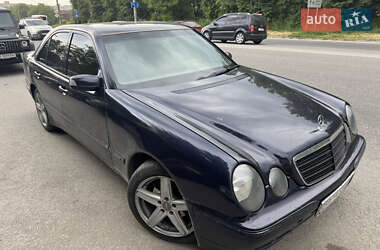 Седан Mercedes-Benz E-Class 2000 в Каменец-Подольском