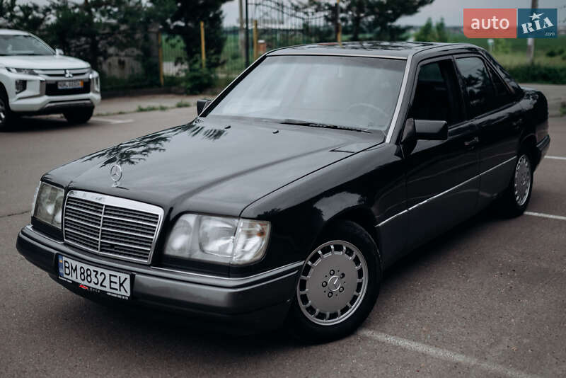 Mercedes-Benz E-Class 1995
