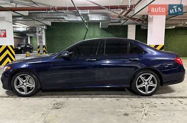 Седан Mercedes-Benz E-Class 2016 в 