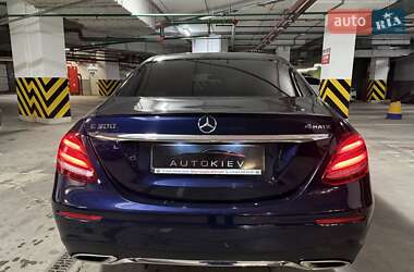 Седан Mercedes-Benz E-Class 2016 в 