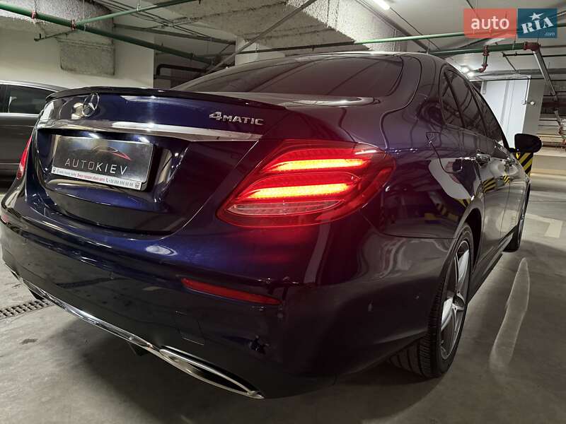 Седан Mercedes-Benz E-Class 2016 в Киеве