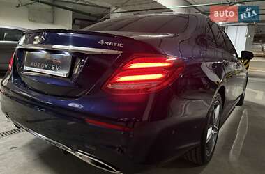 Седан Mercedes-Benz E-Class 2016 в 