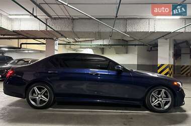 Седан Mercedes-Benz E-Class 2016 в 