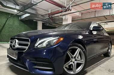 Седан Mercedes-Benz E-Class 2016 в Киеве