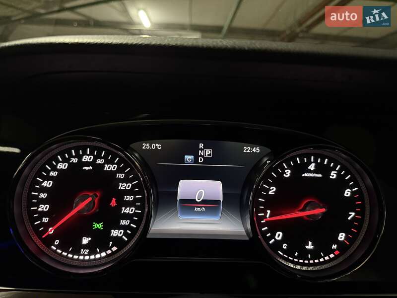 Седан Mercedes-Benz E-Class 2016 в Киеве