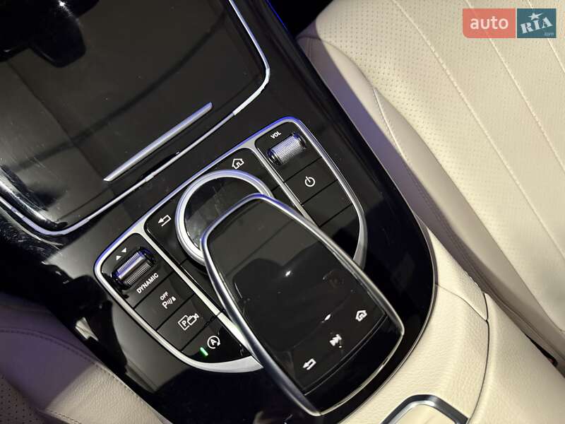 Седан Mercedes-Benz E-Class 2016 в Киеве