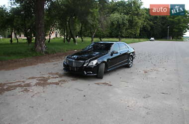 Седан Mercedes-Benz E-Class 2010 в 