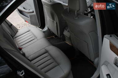 Седан Mercedes-Benz E-Class 2010 в 