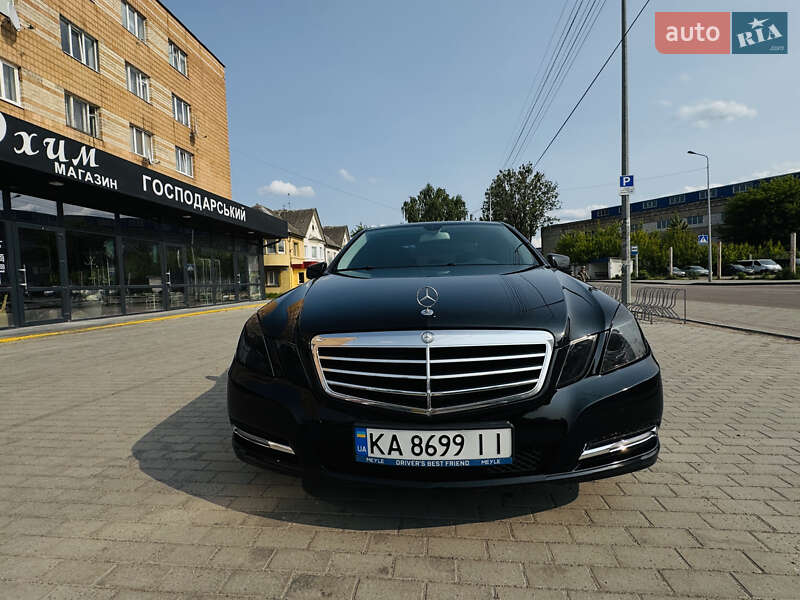 Седан Mercedes-Benz E-Class 2013 в Костополе
