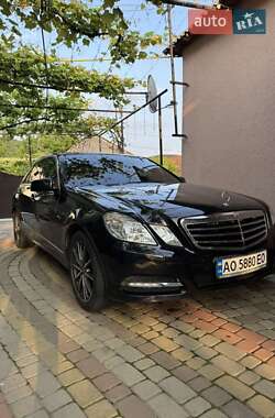 Седан Mercedes-Benz E-Class 2011 в Мукачево