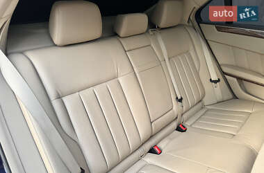 Седан Mercedes-Benz E-Class 2011 в 