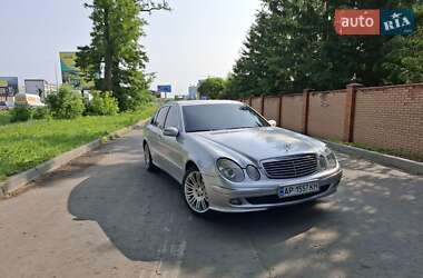 Седан Mercedes-Benz E-Class 2003 в Киеве