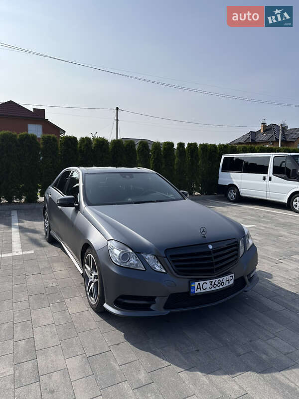 Mercedes-Benz E-Class