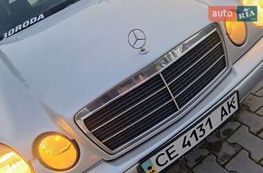 Седан Mercedes-Benz E-Class 2000 в 