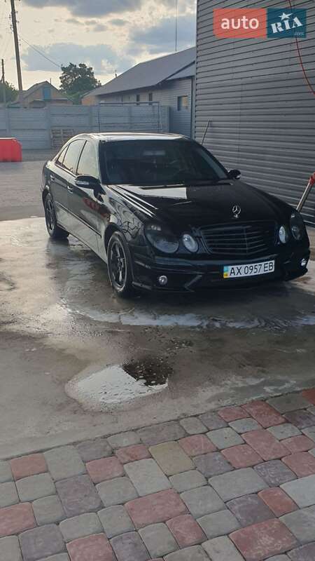 Mercedes-Benz E-Class 2002
