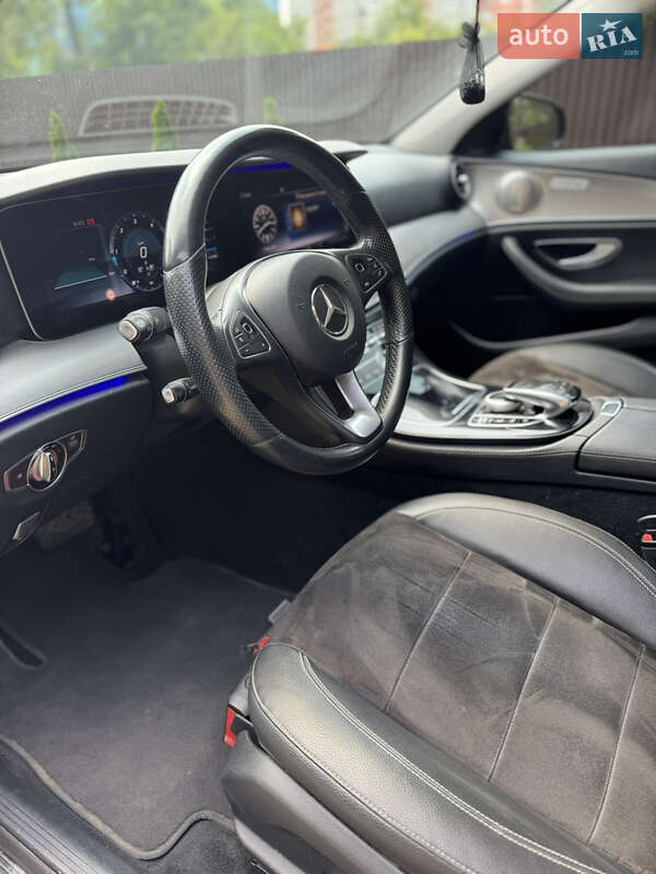 Седан Mercedes-Benz E-Class 2016 в Коломиї