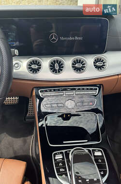 Кабриолет Mercedes-Benz E-Class 2019 в 