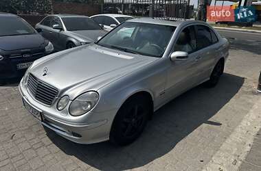 Седан Mercedes-Benz E-Class 2003 в 