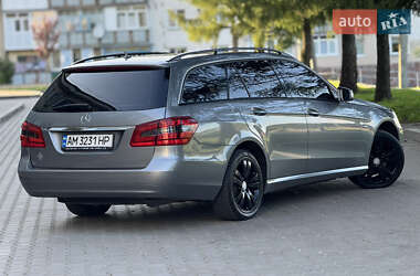 Универсал Mercedes-Benz E-Class 2010 в 