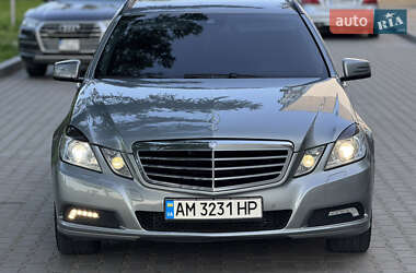 Универсал Mercedes-Benz E-Class 2010 в 
