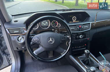 Универсал Mercedes-Benz E-Class 2010 в 