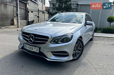 Седан Mercedes-Benz E-Class 2011 в 