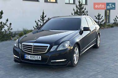 Седан Mercedes-Benz E-Class 2012 в 