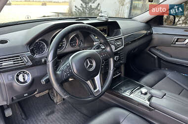 Седан Mercedes-Benz E-Class 2012 в 