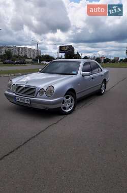 Седан Mercedes-Benz E-Class 1998 в Харкові