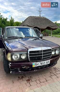 Седан Mercedes-Benz E-Class 1984 в Березовке