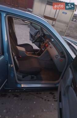 Седан Mercedes-Benz E-Class 1999 в 