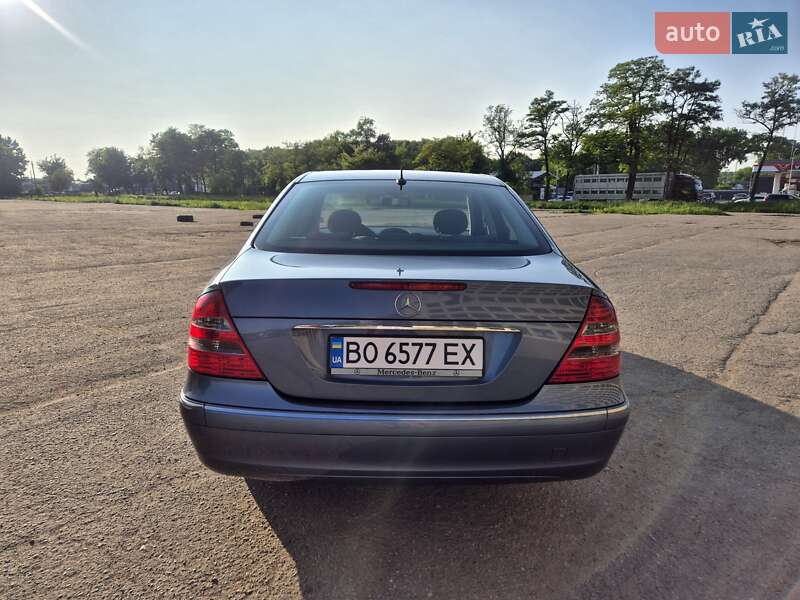 Седан Mercedes-Benz E-Class 2004 в Тернополе
