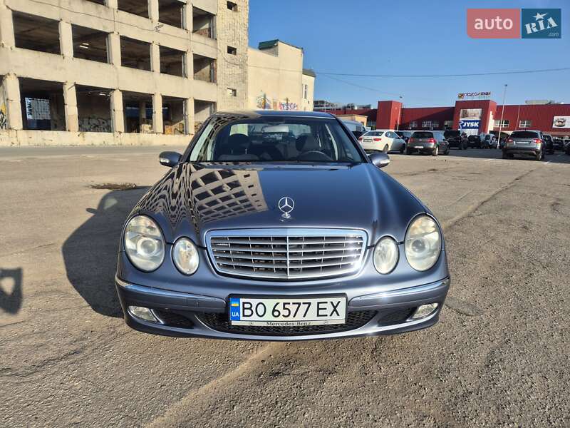 Седан Mercedes-Benz E-Class 2004 в Тернополе