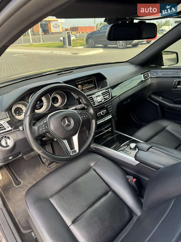 Седан Mercedes-Benz E-Class 2013 в Одесі