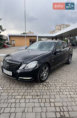Седан Mercedes-Benz E-Class 2010 в Одессе