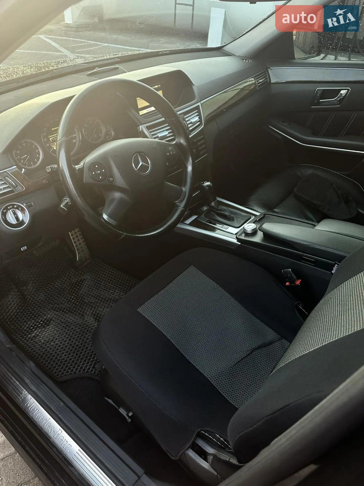 2011 Mercedes-Benz E-klasse - мініатюра 8