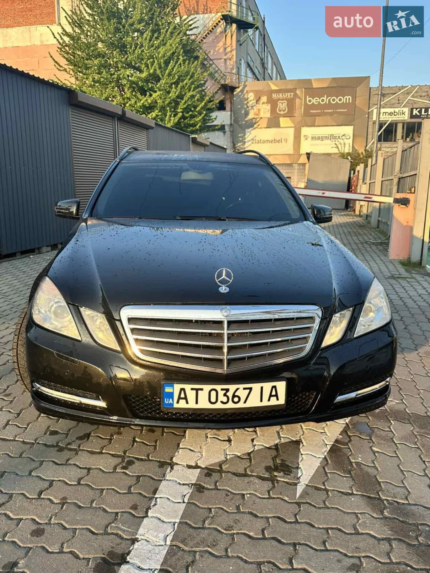 2011 Mercedes-Benz E-klasse - фото 1