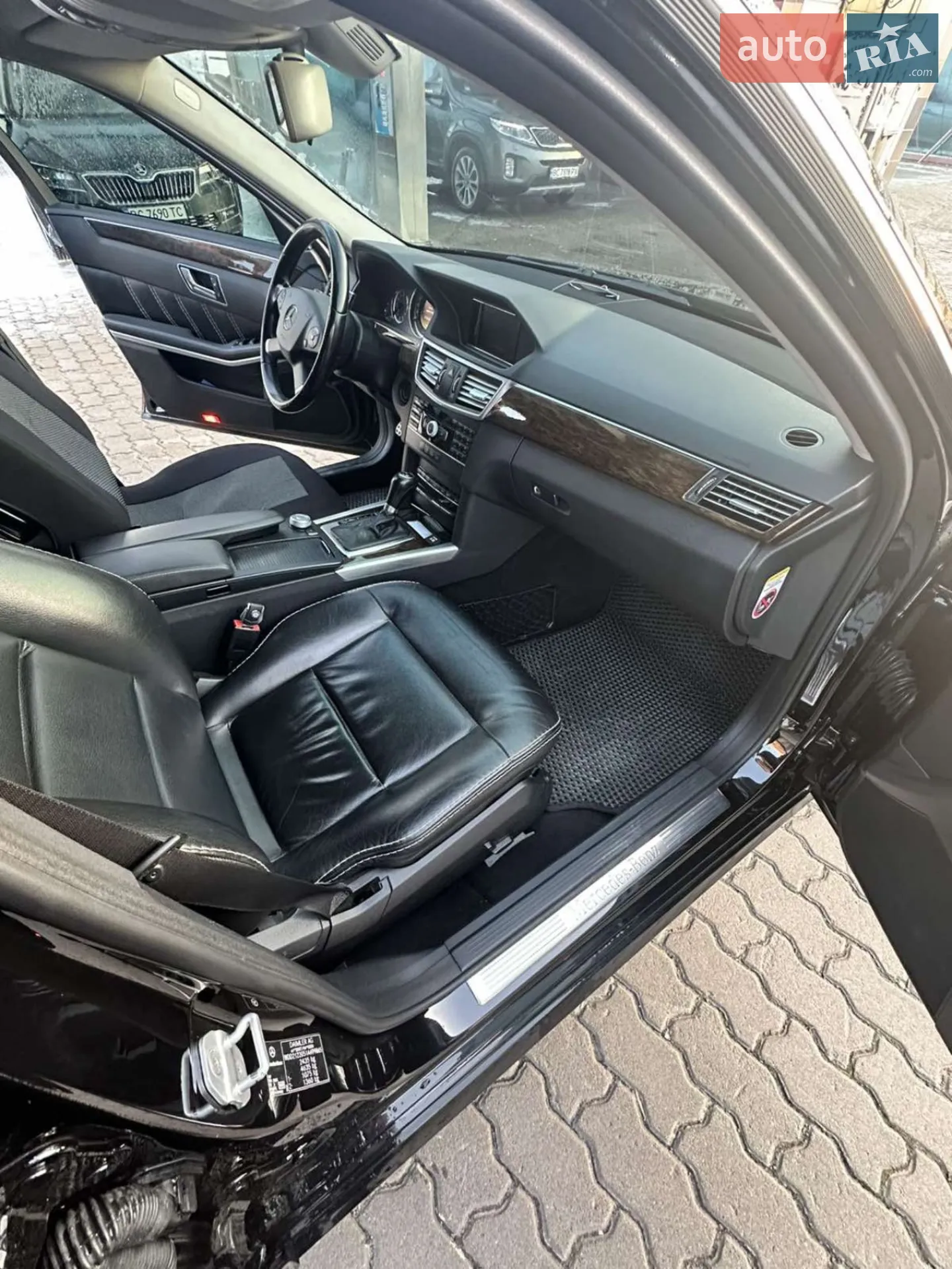 2011 Mercedes-Benz E-klasse - мініатюра 12