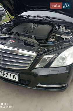 Универсал Mercedes-Benz E-Class 2011 в Львове