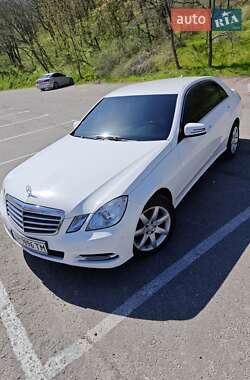 Седан Mercedes-Benz E-Class 2012 в Одесі