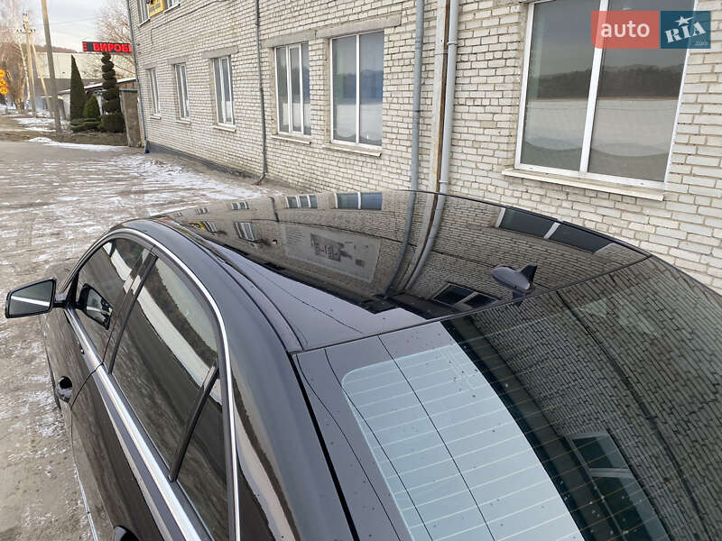 Седан Mercedes-Benz E-Class 2009 в Новояворовске