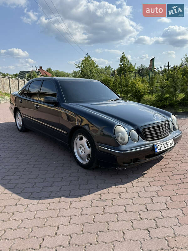 Mercedes-Benz E-Class 2000