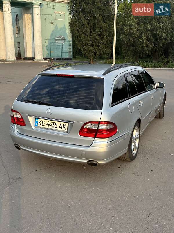 Универсал Mercedes-Benz E-Class 2004 в Краснопавловке